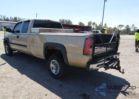 2004 Chevrolet Silverado 2500Hd из США, поврежденный, VIN 1GCHC29G94E252991